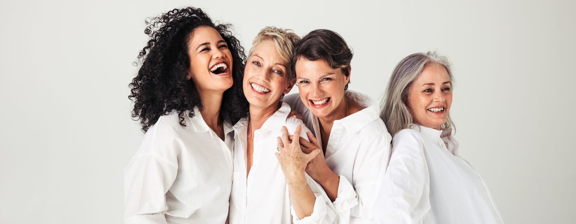 WebVersion-Happy female models of different ages